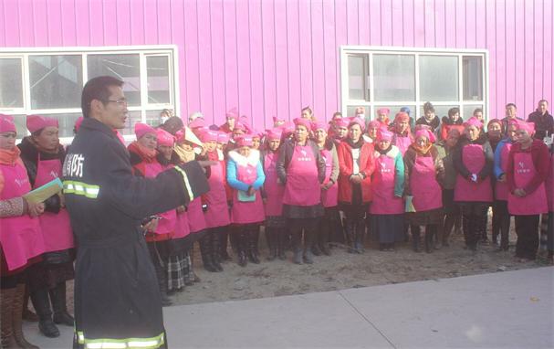 叶城县消防大队与园区企业共修御火术