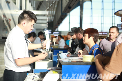 南航圣彼得堡开航首月:运送旅客近万人次、客