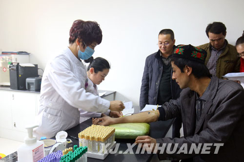 吐鲁番:托克逊县组织628名贫困户进行就业体检