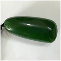 江苏两成玉器产品不合格 用玻璃假冒翡翠和田玉