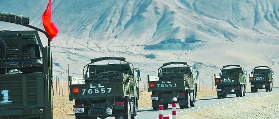 新疆军区某汽车团支援塔什库尔干安居富民工程