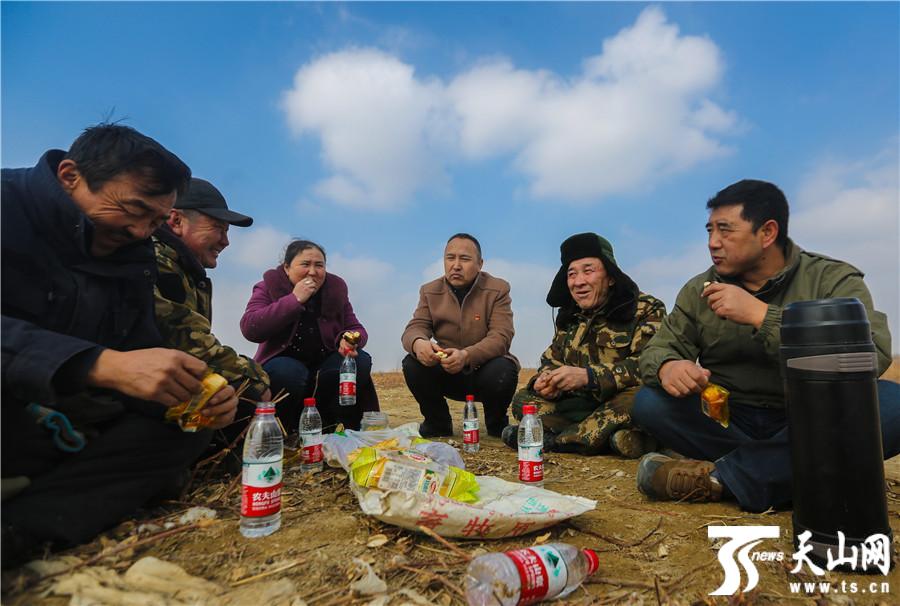 点击图片进入下一页