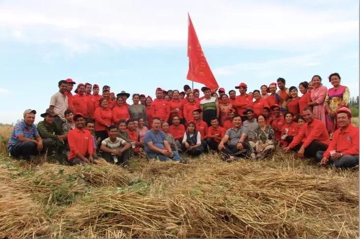 用行动诠释温暖 工商银行新疆分行竭诚为客户