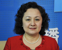 投身美丽事业的少数民族<em>女</em>企业家--木<em>巴拉克</em>·