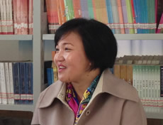 访和硕县委常委、宣传部部长牛曼玲