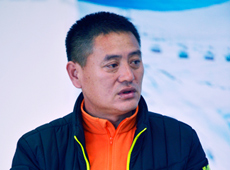 鲁加民