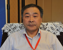 聂伟