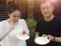 王菲李亚鹏离婚后合体为李嫣庆生 亲密似一家人