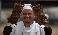 2015尉犁·新疆第三届罗布人民俗烧烤节举行
