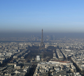 雾霾笼罩巴黎