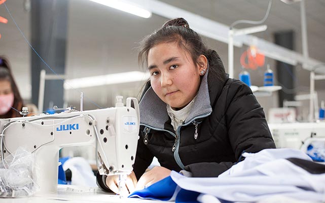 新疆阿克苏: 两后生 的职业人生