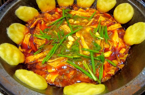 策勒美食·地锅鸡