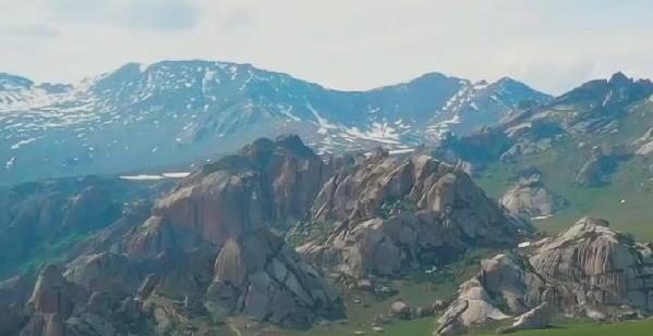 蜿蜒额尔齐斯河