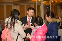 新华社新疆分社党组书记、社长储学军接受采访