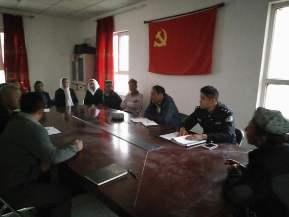 流动人口信息研判会_布尔津镇召开流动人口信息研判会(2)