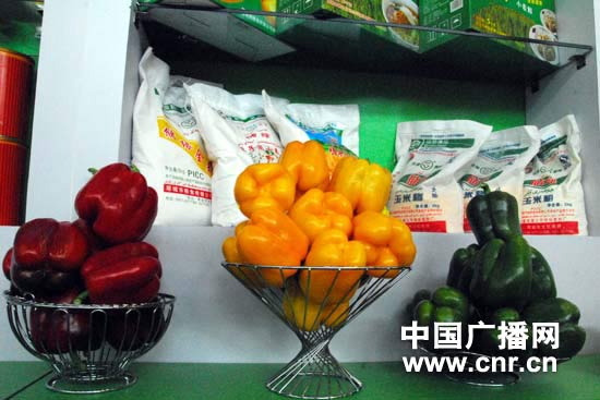 塔城彩色大辣椒格外诱人