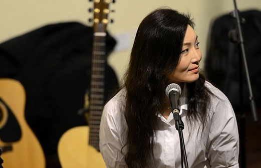 王洛宾简介王洛宾一生的四个女人黄晓明的女友baby简介2