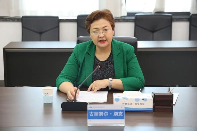 新疆交投人力资源开发服务有限责任公司召开第一次工会会员大会天博(图1)